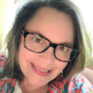 Meet your Posher, Kendra